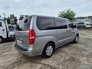 HYUNDAI STAREX GRAND 2017