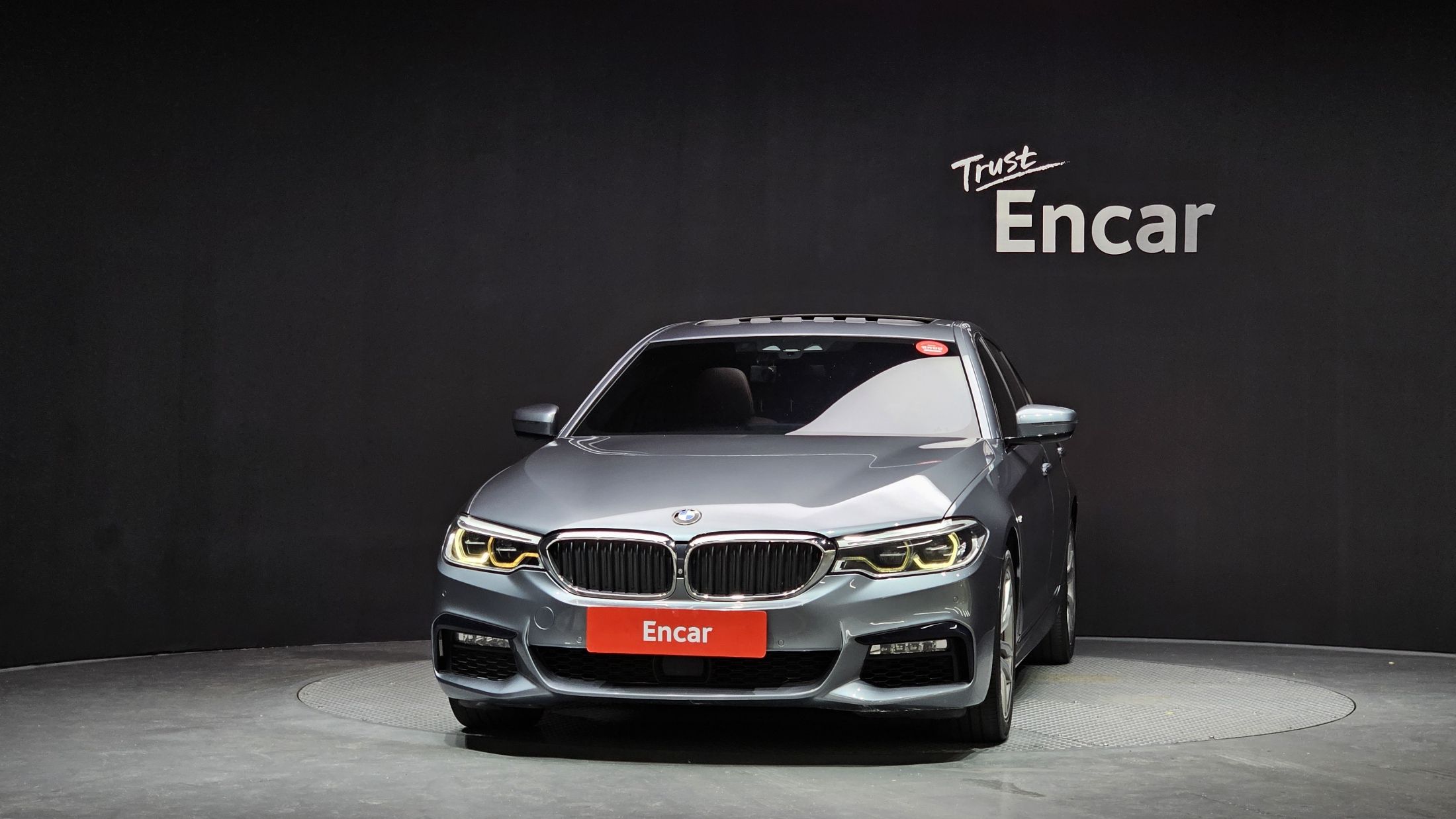 BMW 5-SERIES G30 2017