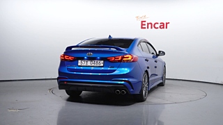 HYUNDAI AVANTE AD 2016