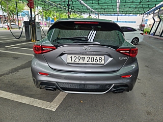 INFINITI Q30 2017