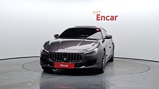 MASERATI GHIBLI 2018