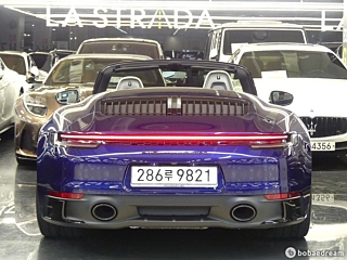 PORSCHE 911 992 2024
