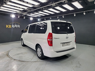 HYUNDAI STAREX GRAND 2016