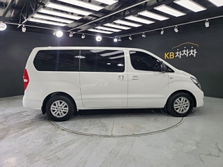 HYUNDAI STAREX GRAND 2016
