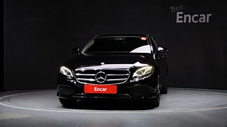 MERCEDES BENZ E-CLASS W213 2016