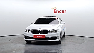 BMW 5-SERIES G30 2019