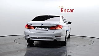 BMW 5-SERIES G30 2019