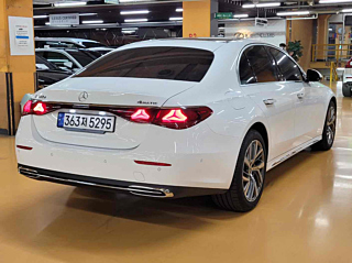 MERCEDES BENZ E-CLASS W214 2024