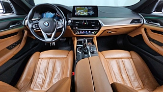 BMW 5-SERIES G30  520d M Sport Plus 2017