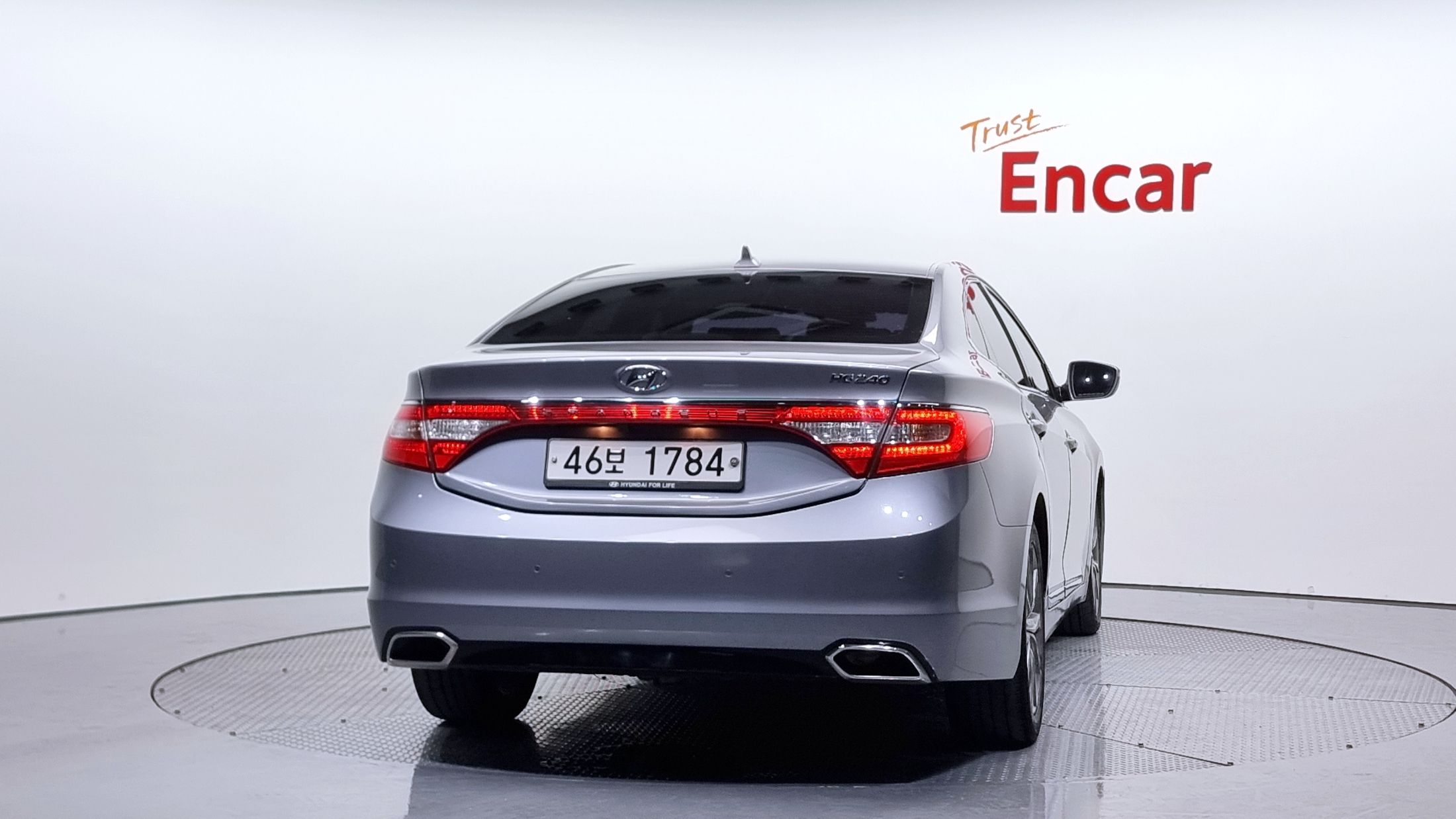 HYUNDAI GRANDEUR HG 2015