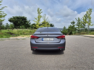 HYUNDAI GENESIS DH 2016