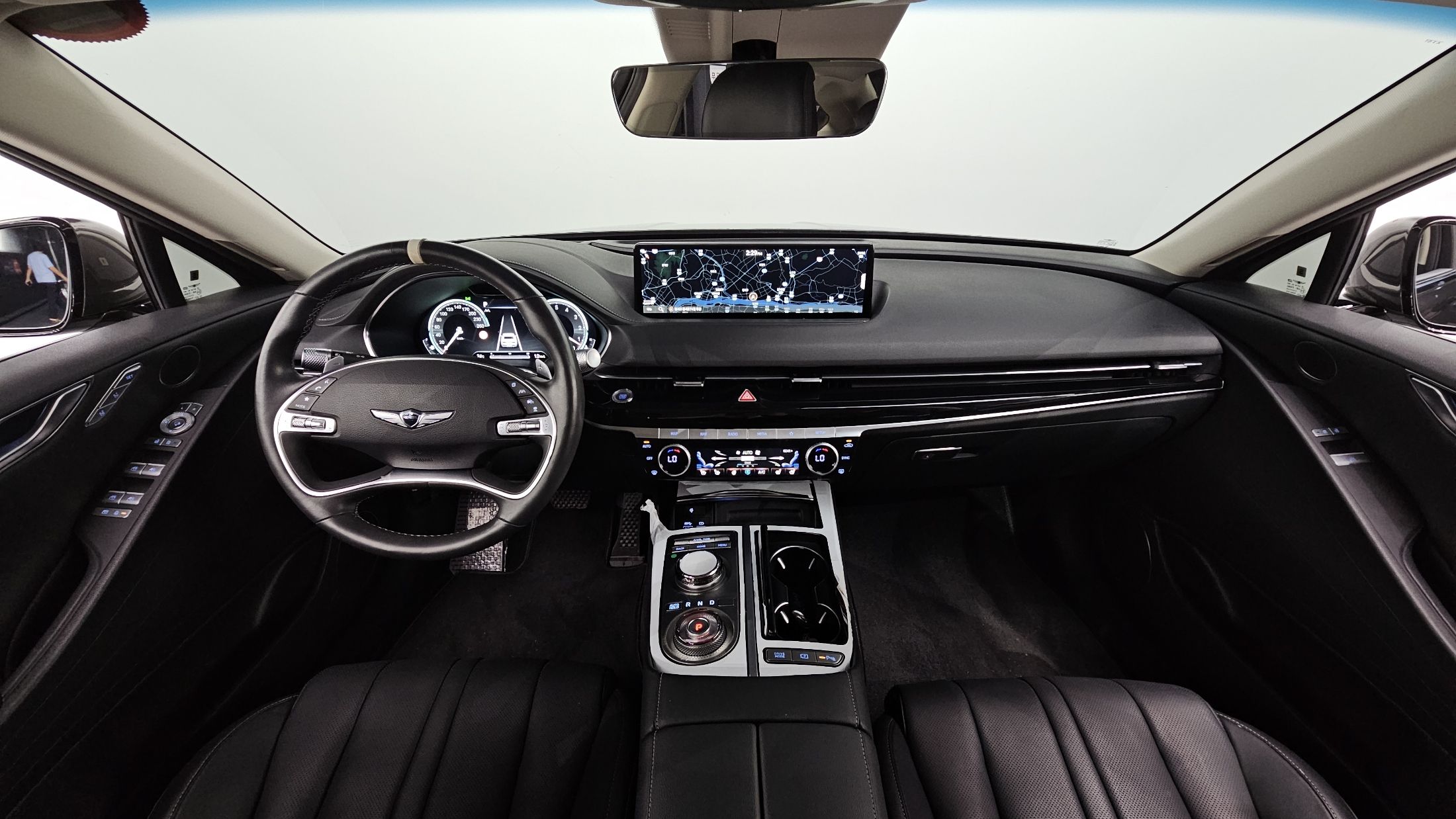GENESIS G80 RG3 2023