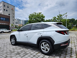 HYUNDAI TUCSON NX4 2021