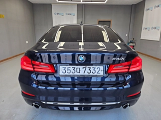 BMW 5-SERIES G30 2020