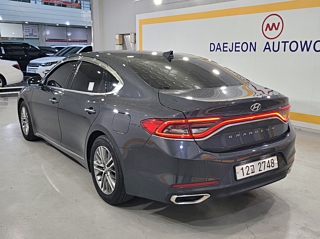HYUNDAI GRANDEUR IG 2018