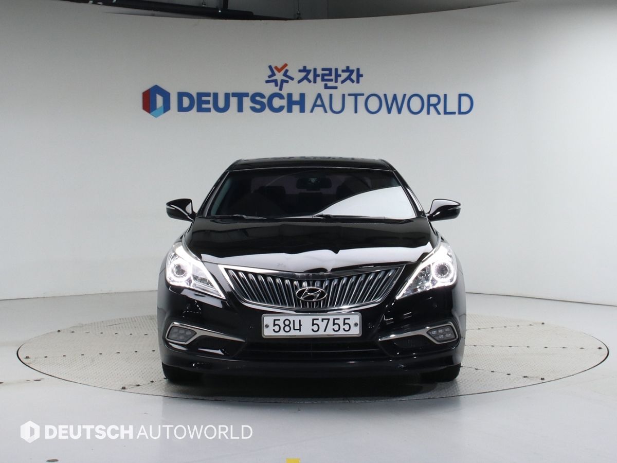 HYUNDAI GRANDEUR HG 2017