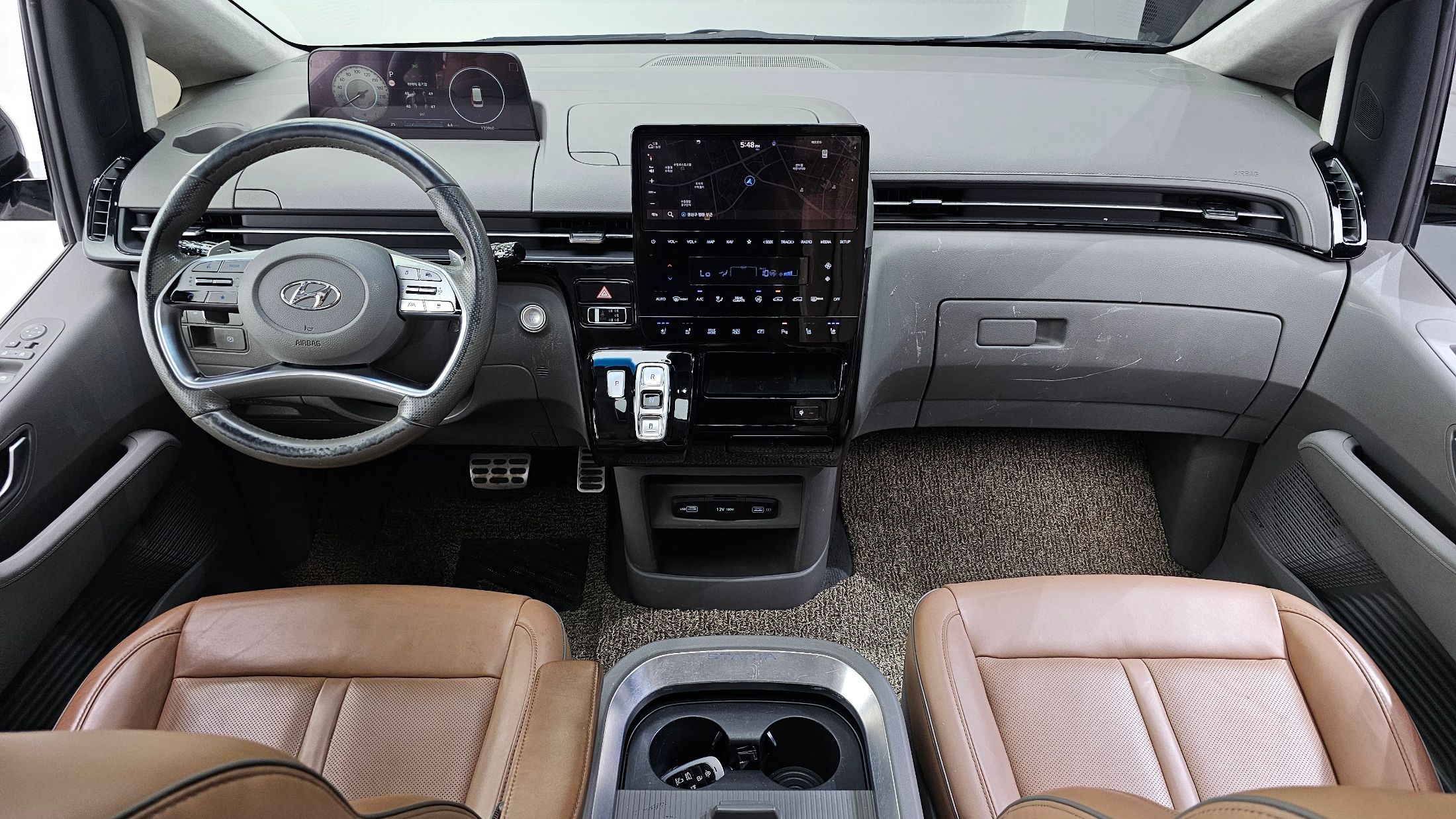 HYUNDAI STARIA 2021
