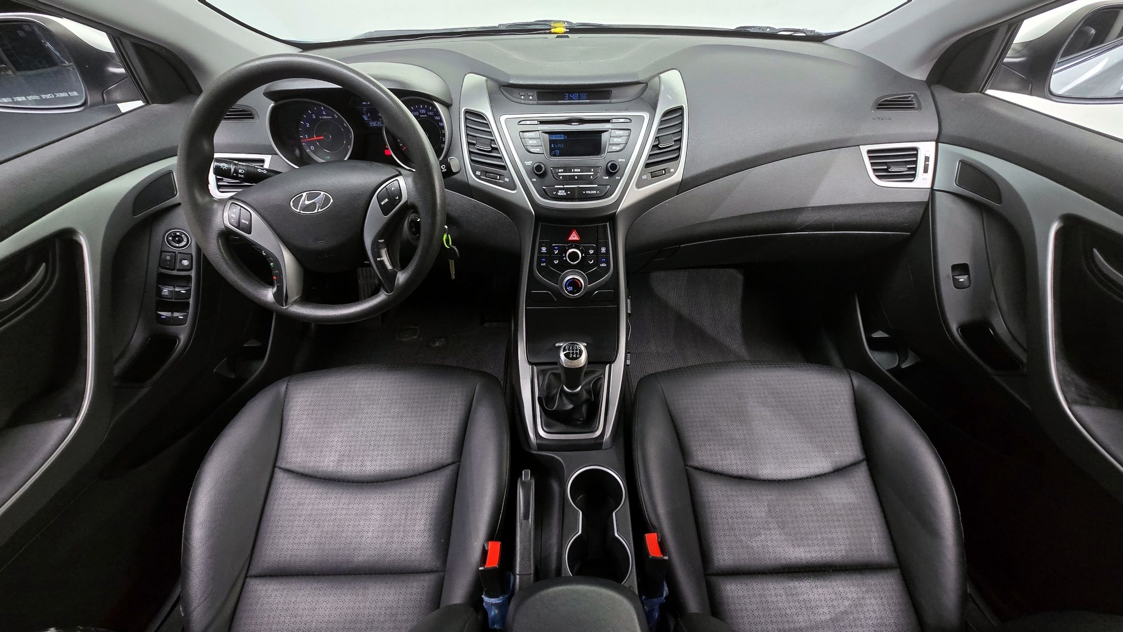 HYUNDAI AVANTE 2014