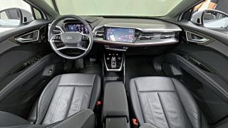 AUDI Q4 E-TRON F4 2022