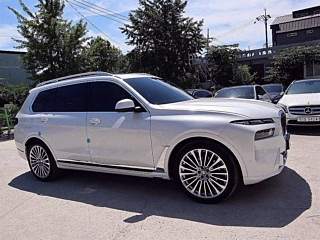 BMW X7 G07 2023