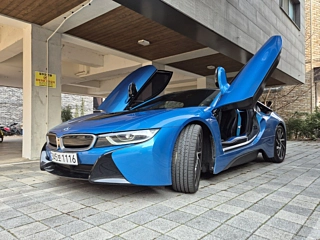 BMW I8  Coupe 2016