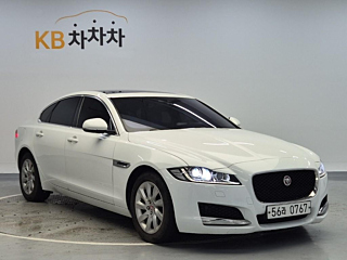 JAGUAR XF X260 2016