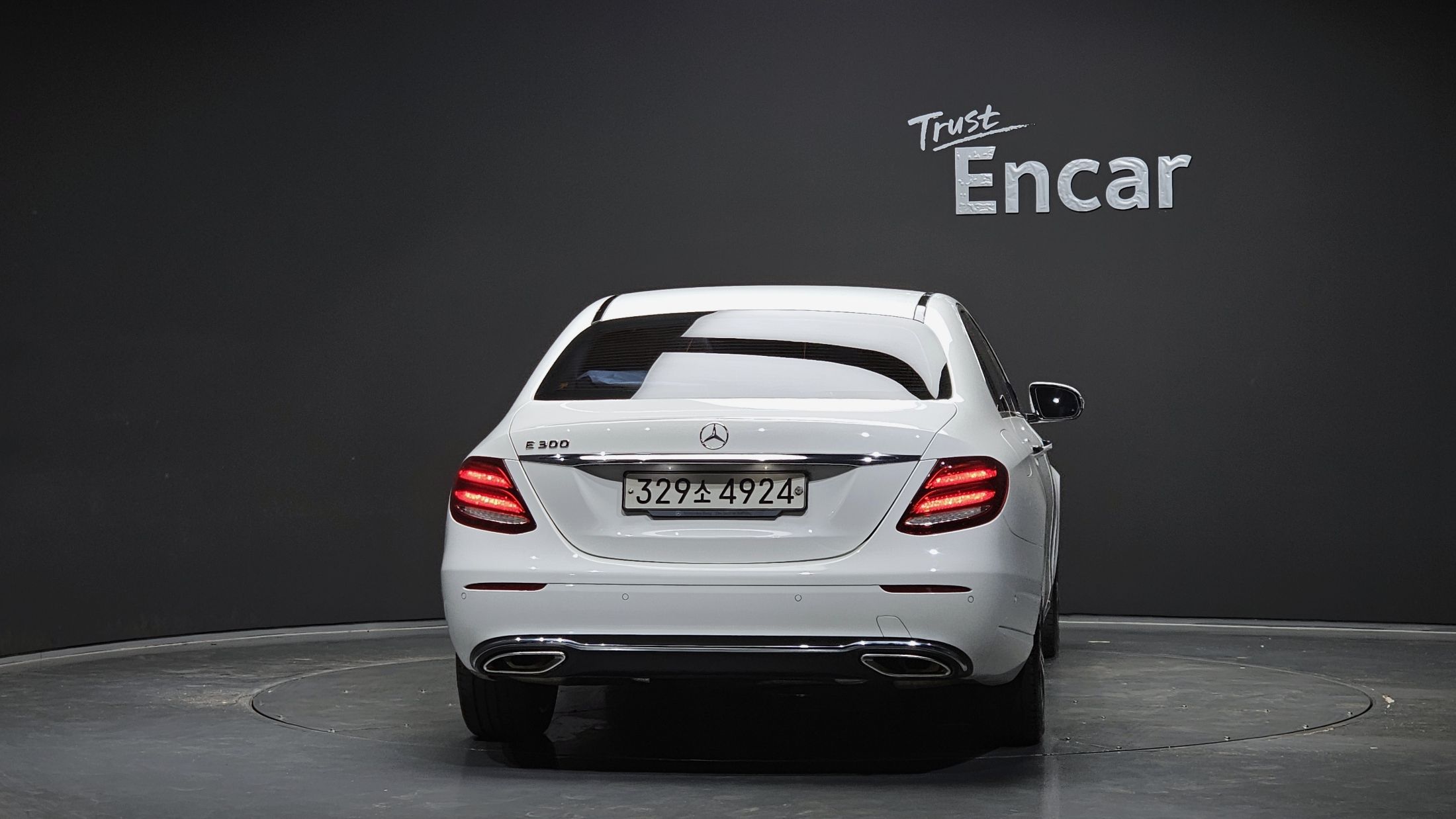 MERCEDES BENZ E-CLASS W213 2019