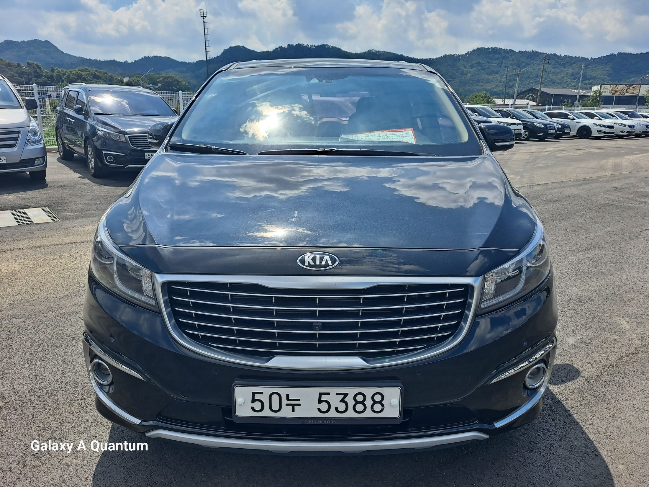 KIA CARNIVAL 2017