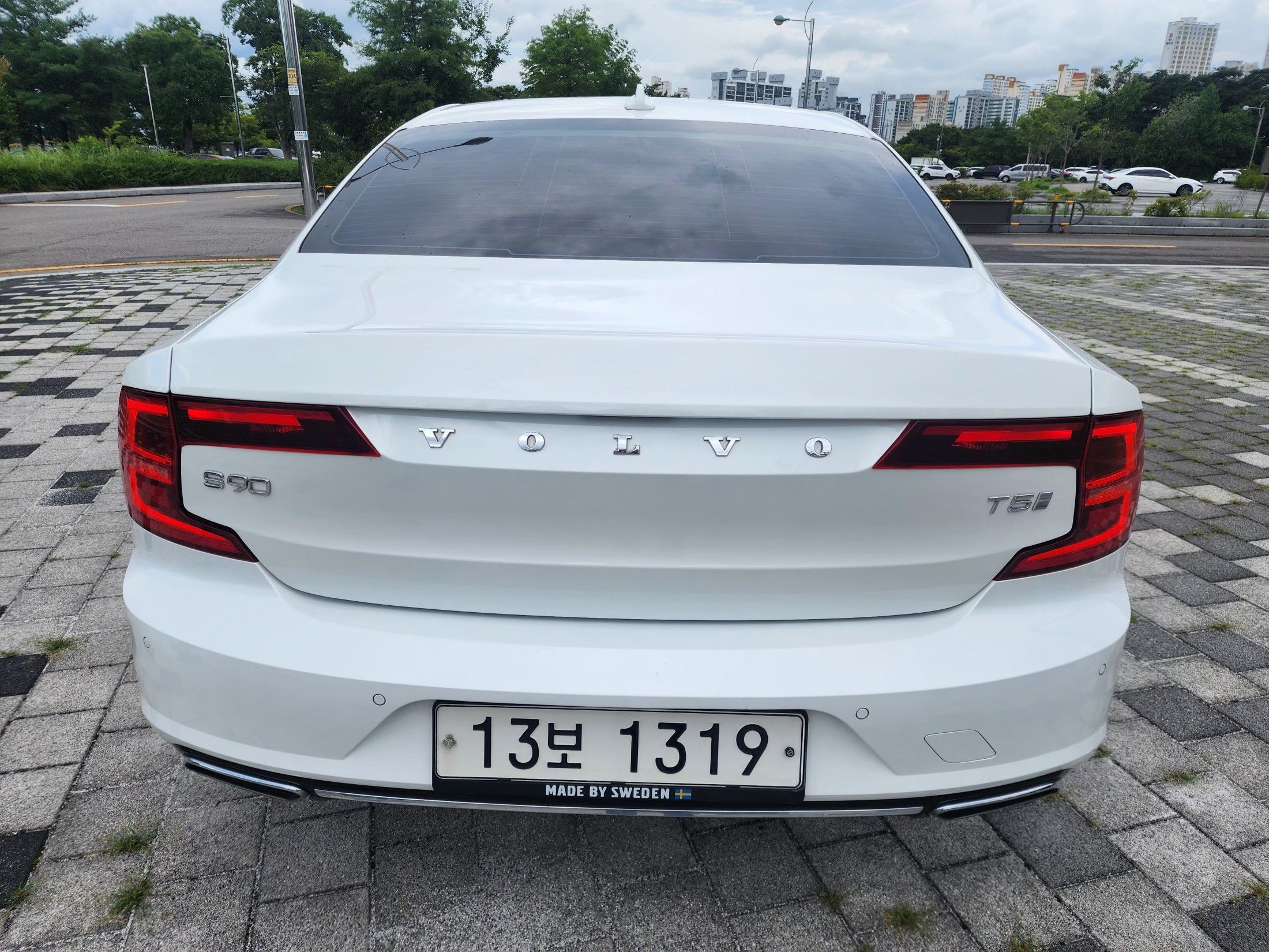 VOLVO S90 2019