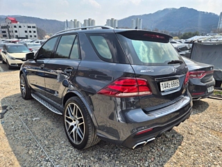 MERCEDES BENZ GLE-CLASS W166 2016