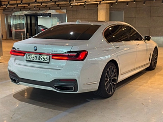 BMW 7-SERIES G11 2020
