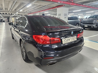 BMW 5-SERIES G30 2020