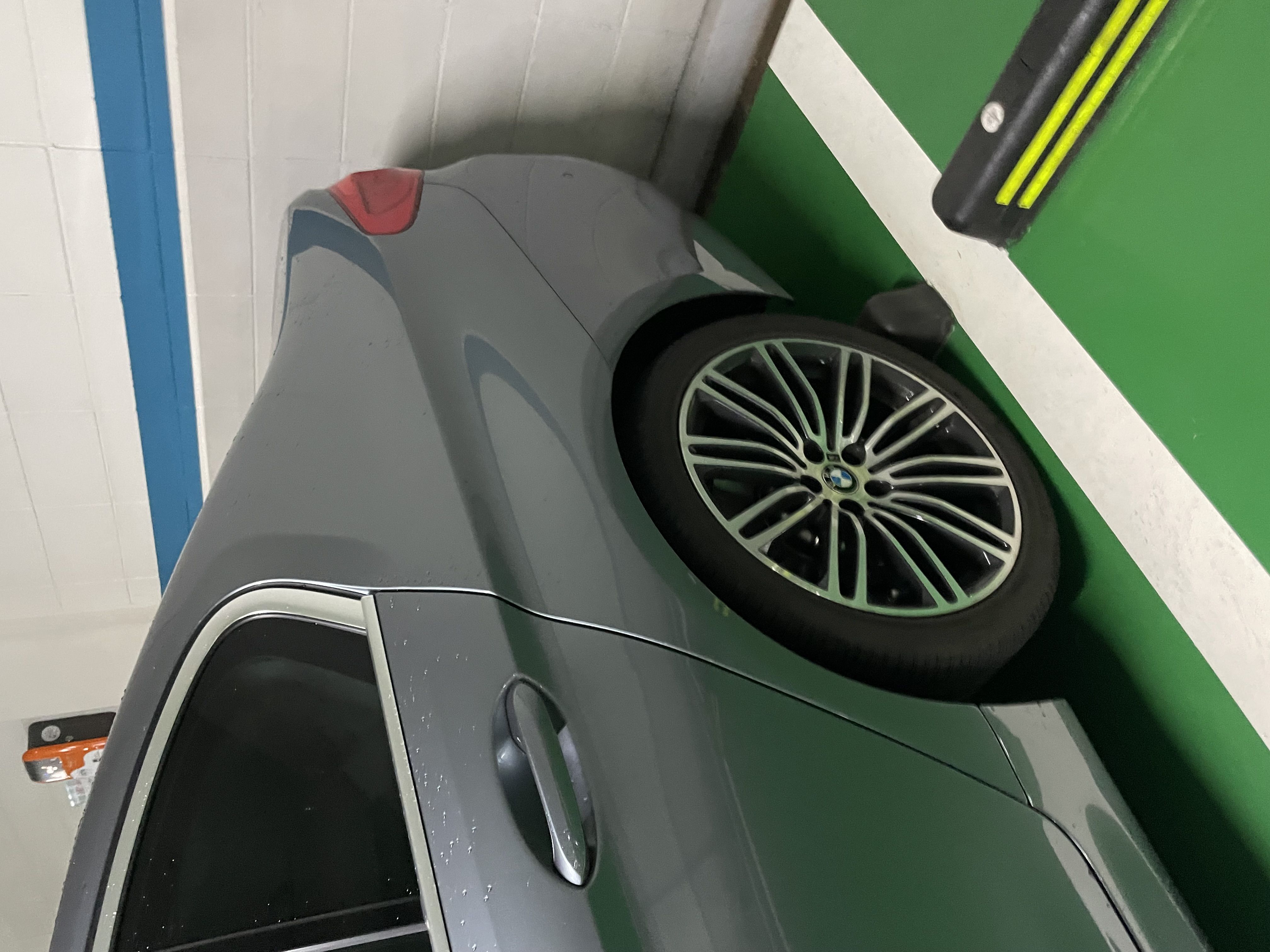 BMW 5-SERIES G30 2019
