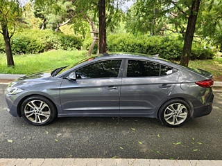 HYUNDAI AVANTE AD 2018