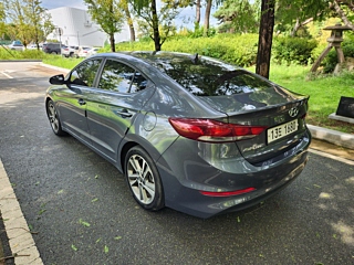 HYUNDAI AVANTE AD 2018