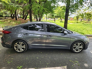 HYUNDAI AVANTE AD 2018