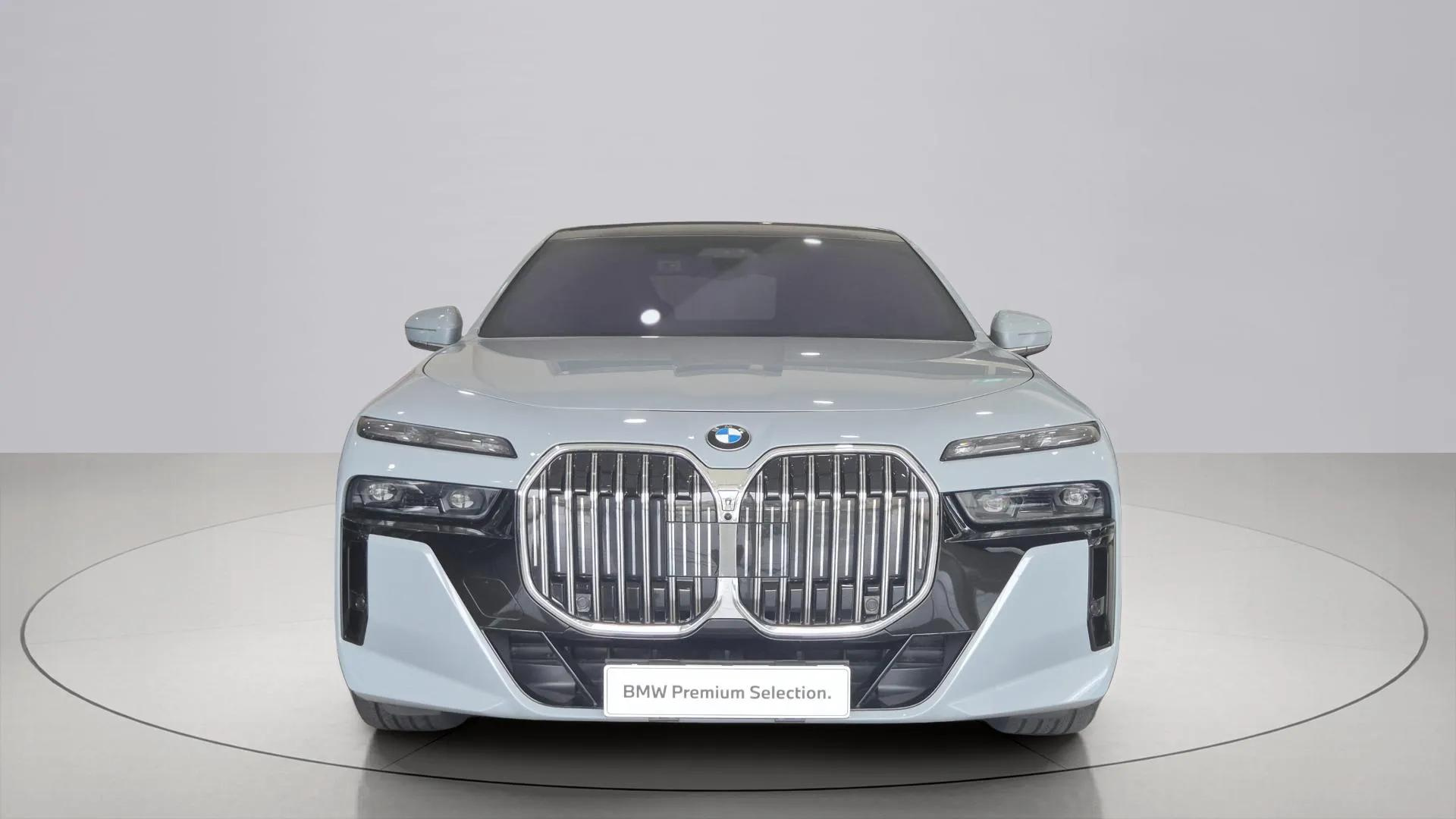 BMW 7-SERIES G70 2024