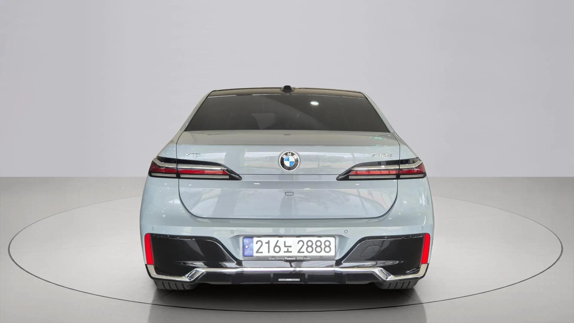 BMW 7-SERIES G70 2024