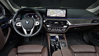 BMW 5-SERIES G30 2023