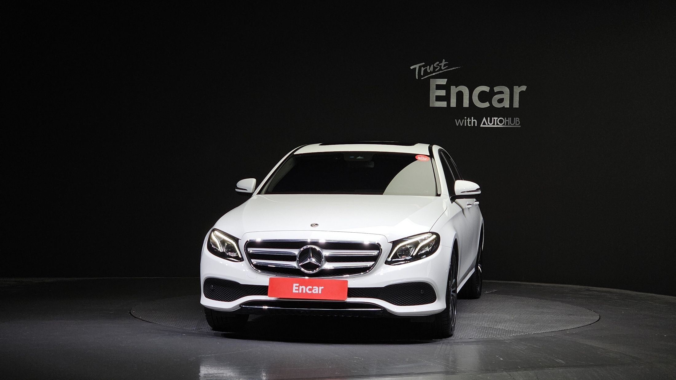 MERCEDES BENZ E-CLASS W213 2020