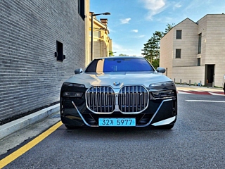 BMW I7 G70  2024