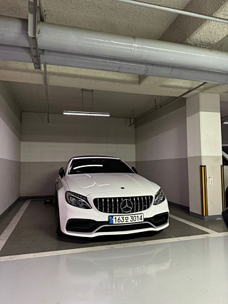 MERCEDES BENZ C-CLASS W205 2017