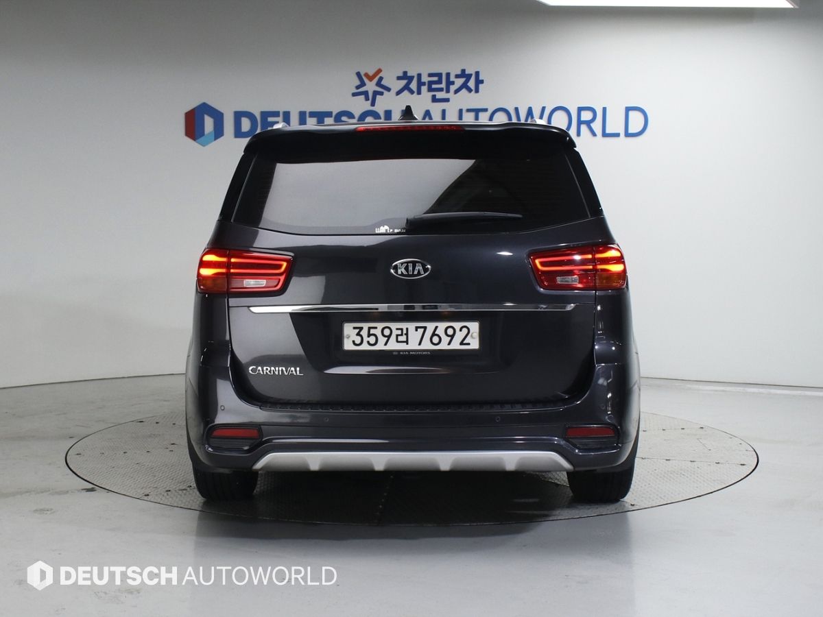 KIA CARNIVAL 2019