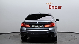 BMW 5-SERIES G30 2020
