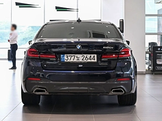 BMW 5-SERIES G30  2021
