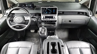 HYUNDAI STARIA 2022