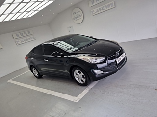 HYUNDAI AVANTE MD 2012