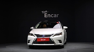 LEXUS CT200H 2017