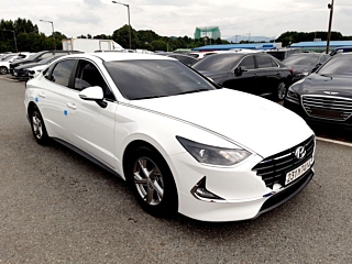 HYUNDAI SONATA DN8 2019
