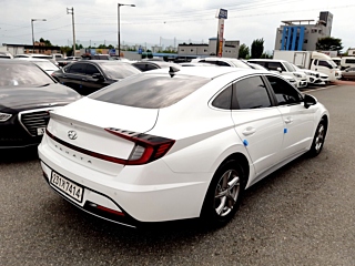 HYUNDAI SONATA DN8 2019